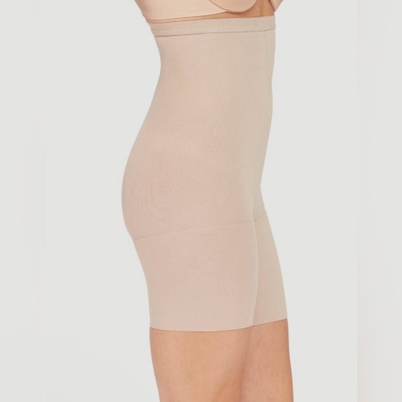 SPANX Assets High-waist mid-thigh super control shapewear, size 6 - Picture 2 of 5
